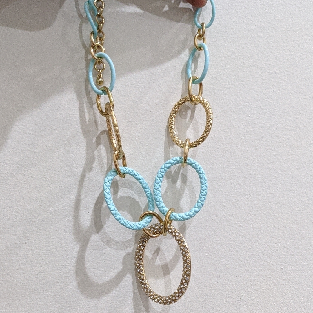Bansri Gold And Blue Textured Link Necklace